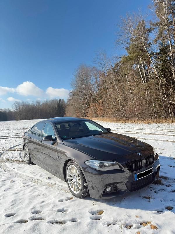 Gebraucht BMW 535 Comfort Edition 313 PS (230 kW) 2013 Braun Limousine