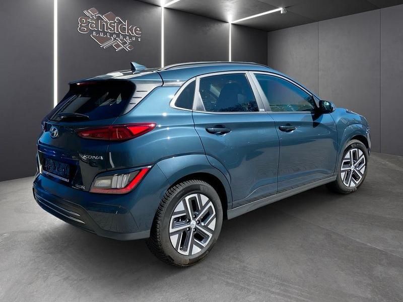 Gebraucht Hyundai Kona Prime 150 kW (204 PS) 2021 Blau SUV