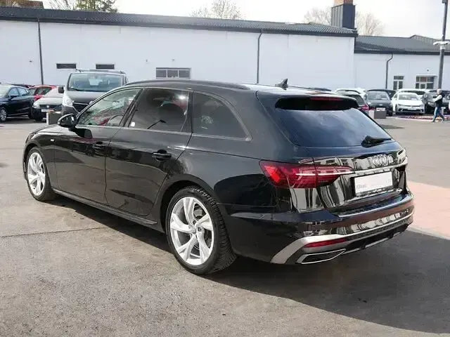Gebraucht Audi A4 S-Line 150 PS (110 kW) 2019 Schwarz Kombi