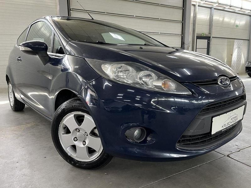 Blau Gebraucht 2009 Ford Fiesta Trend Kleinwagen | 3.980 € (Teuer) - Bild 1/4