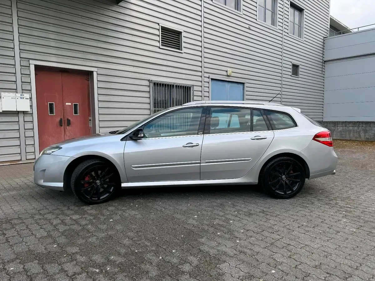 Gebraucht Renault Laguna III GT 178 PS (130 kW) 2008 Silber Kombi