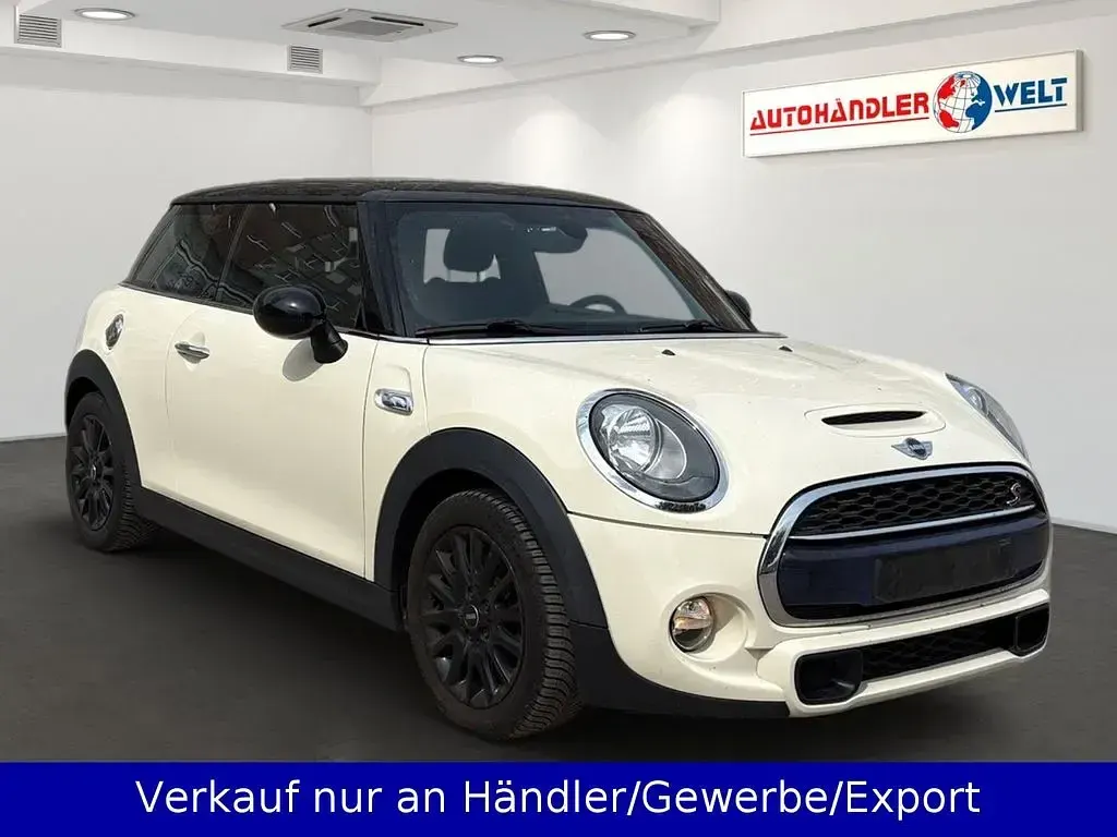 Gebraucht Mini Cooper S 192 PS (141 kW) 2015 Pepper (old english) white Kleinwagen