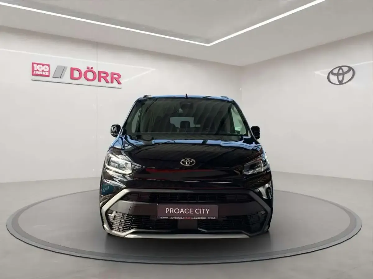 Neu Toyota Proace Verso City 131 PS (96 kW) 2025 Other Kombi