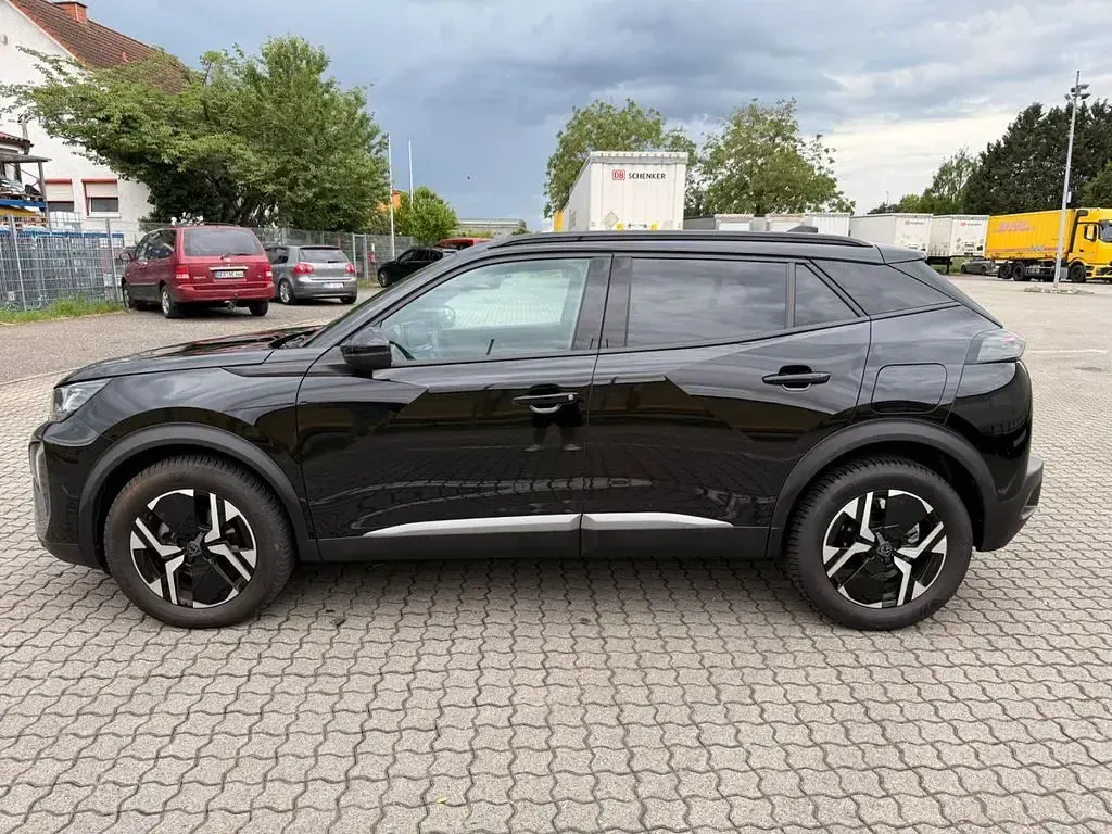 Gebraucht Peugeot 2008 Allure 131 PS (96 kW) 2024 Schwarz SUV