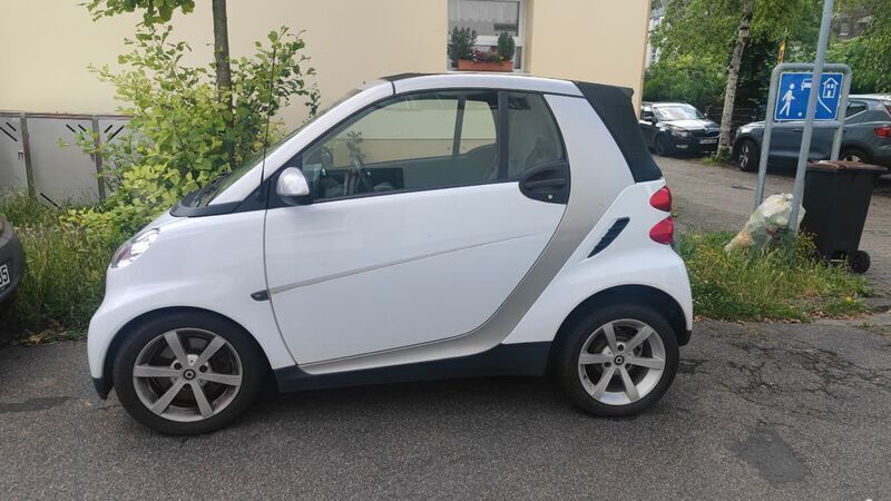 Weiß Gebraucht 2007 Smart ForTwo Cabrio Cabrio | 2.200 € (Fairer Preis) - Bild 1/4