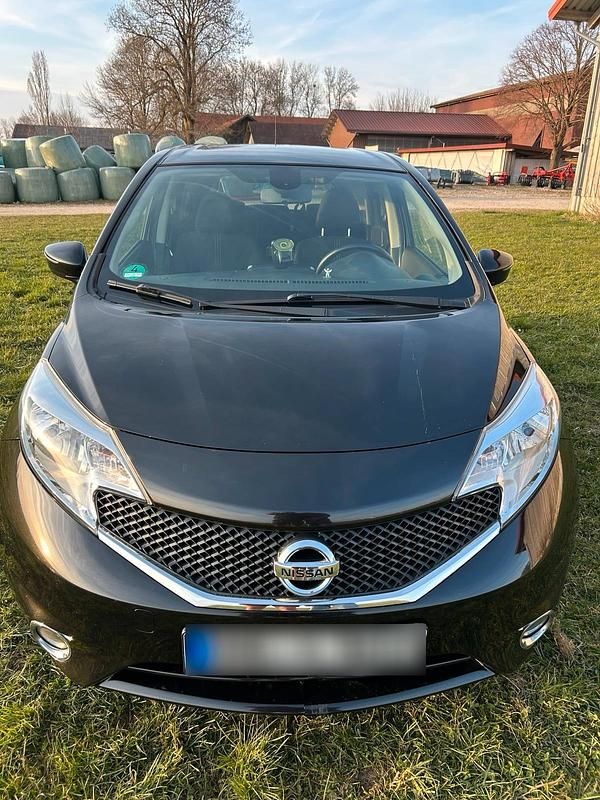 Gebraucht Nissan Note 80 PS (58 kW) 2015 Schwarz Kleinwagen