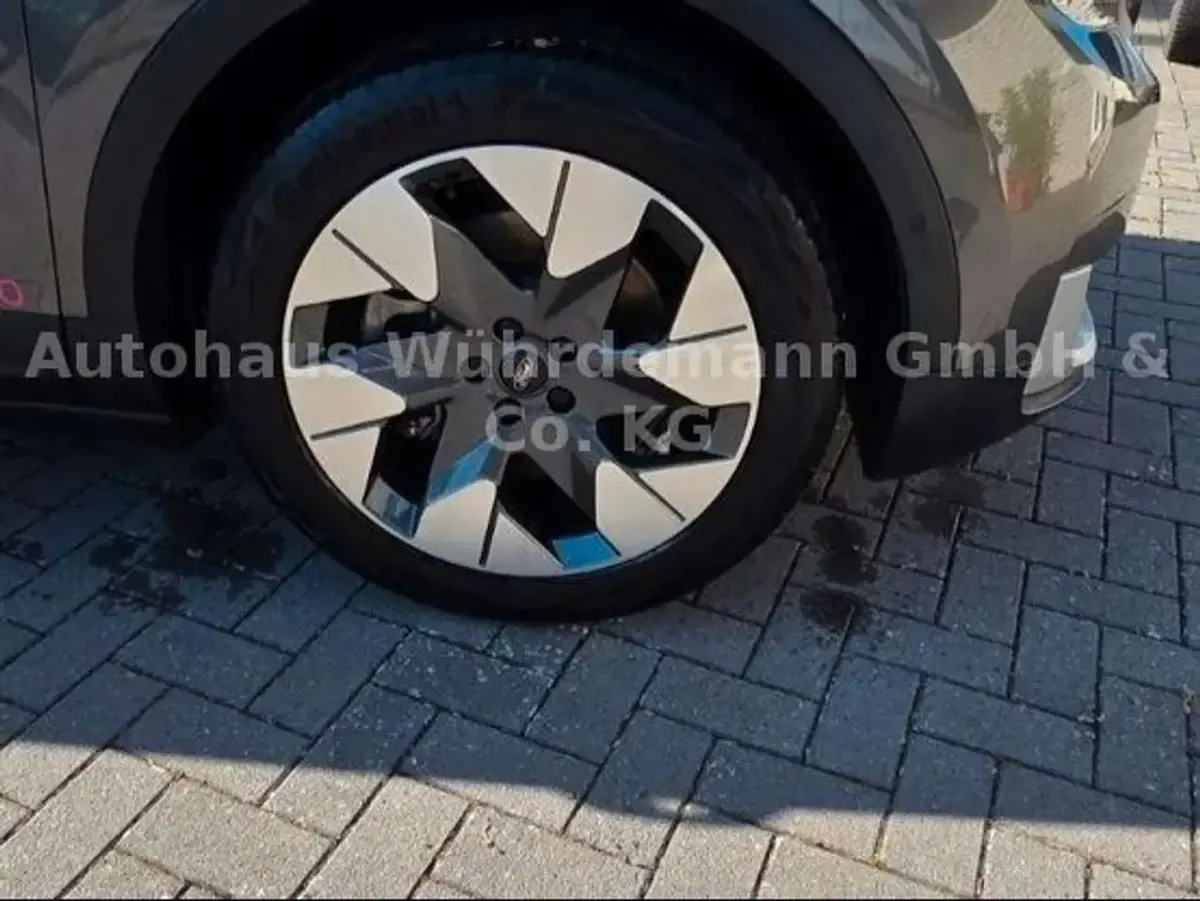 Gebraucht Ford Explorer Premium 286 PS (210 kW) 2024 Magneticgrau (metallic) SUV