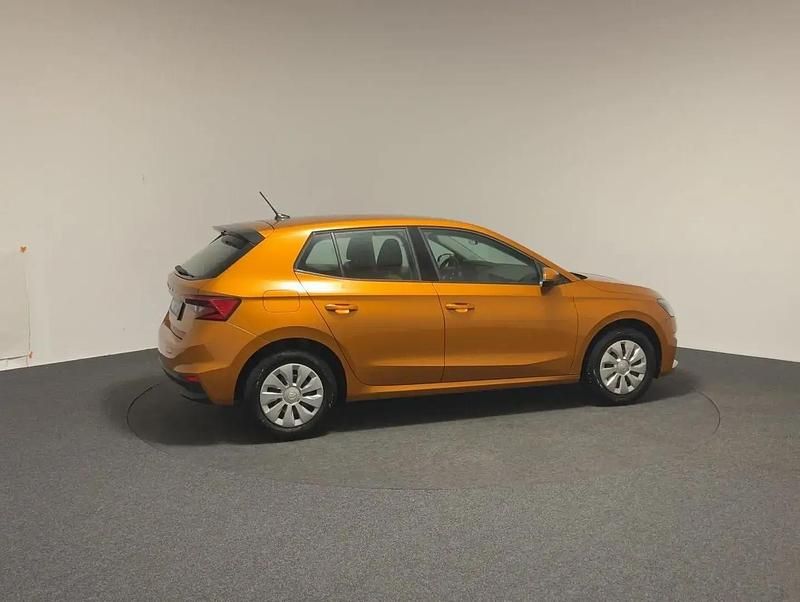 Gebraucht Skoda Fabia Ambition 80 PS (58 kW) 2022 Orange Limousine