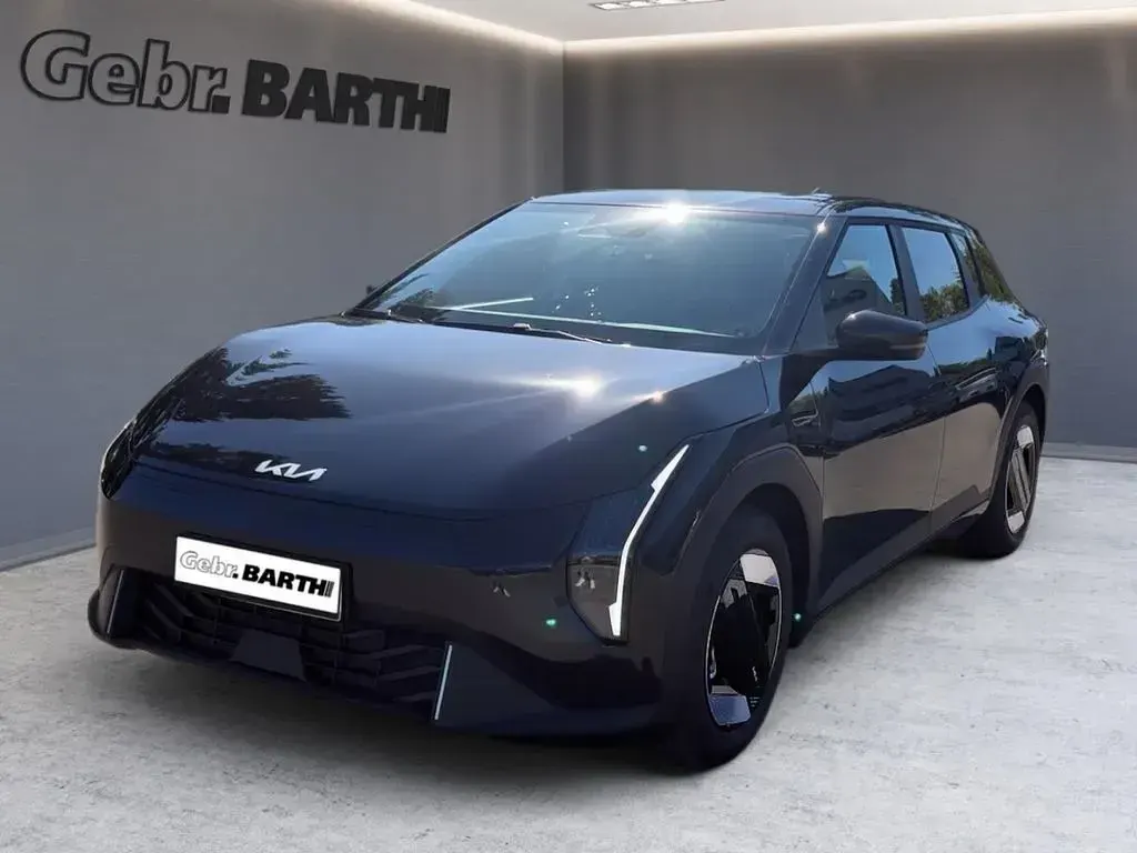 Neu Kia EV4 Earth 150 kW (204 PS) 2026 Schwarz Kleinwagen