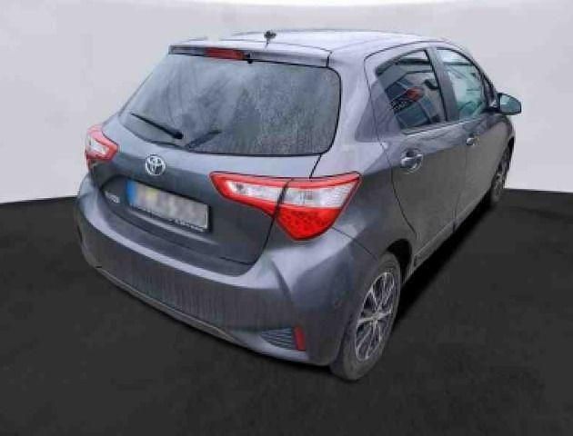 Gebraucht Toyota Yaris 111 PS (81 kW) 2019 Grau Kleinwagen