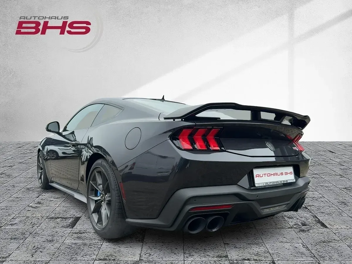 Neu Ford Mustang Dark Horse 454 PS (333 kW) 2025 Dark matter grey (grau) Coupé