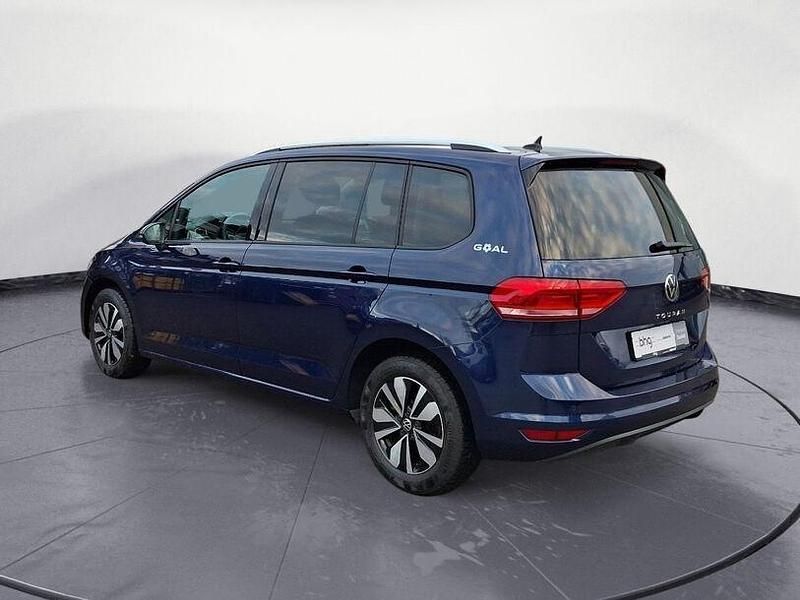 Gebraucht VW Touran Comfortline 150 PS (110 kW) 2025 Blau Van / Kleinbus