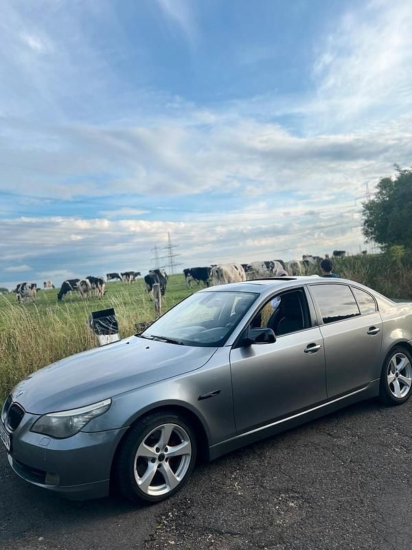 Gebraucht 2007 BMW 525 Limousine | 6.900 € (Teuer) - Bild 1/4