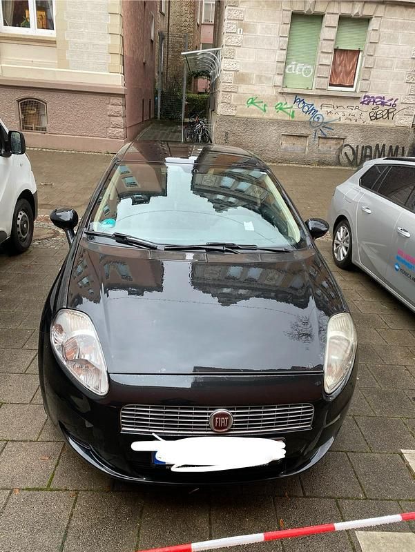 Schwarz Gebraucht 2008 Fiat Punto Kleinwagen | 2.500 € (Etwas zu teuer) - Bild 1/4