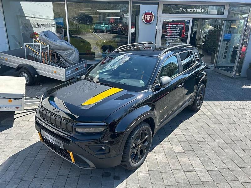 Neu Jeep Avenger 145 PS (106 kW) 2026 Schwarz SUV