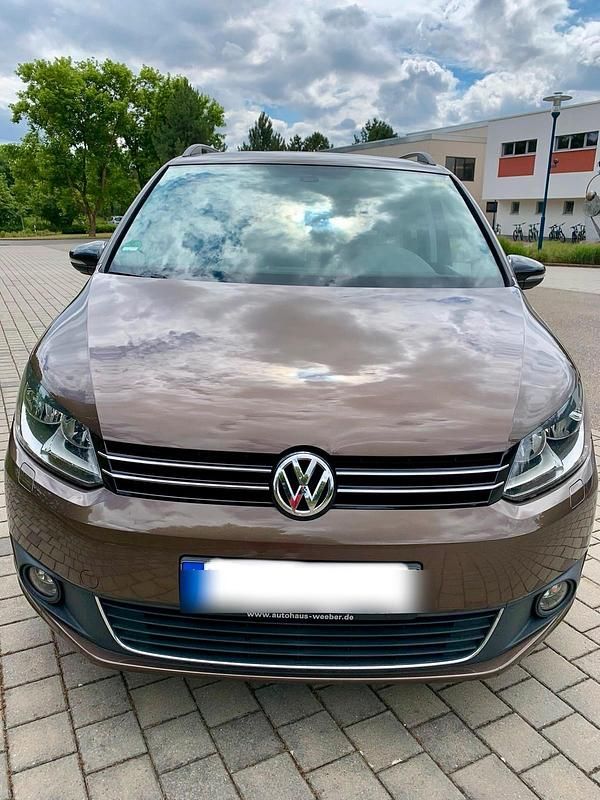 Gebraucht VW Touran 116 PS (85 kW) 2012 Braun Van / Kleinbus