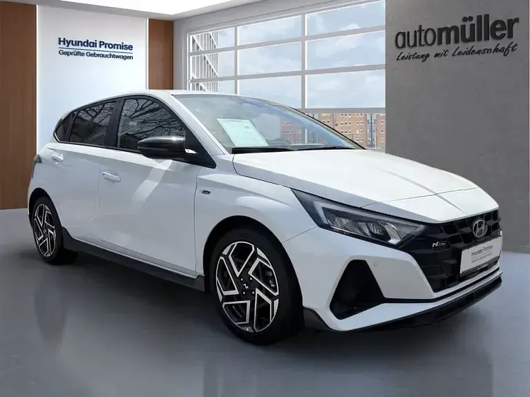 Gebraucht Hyundai i20 N Line 101 PS (74 kW) 2025 Weiß atlas white / sol Kleinwagen