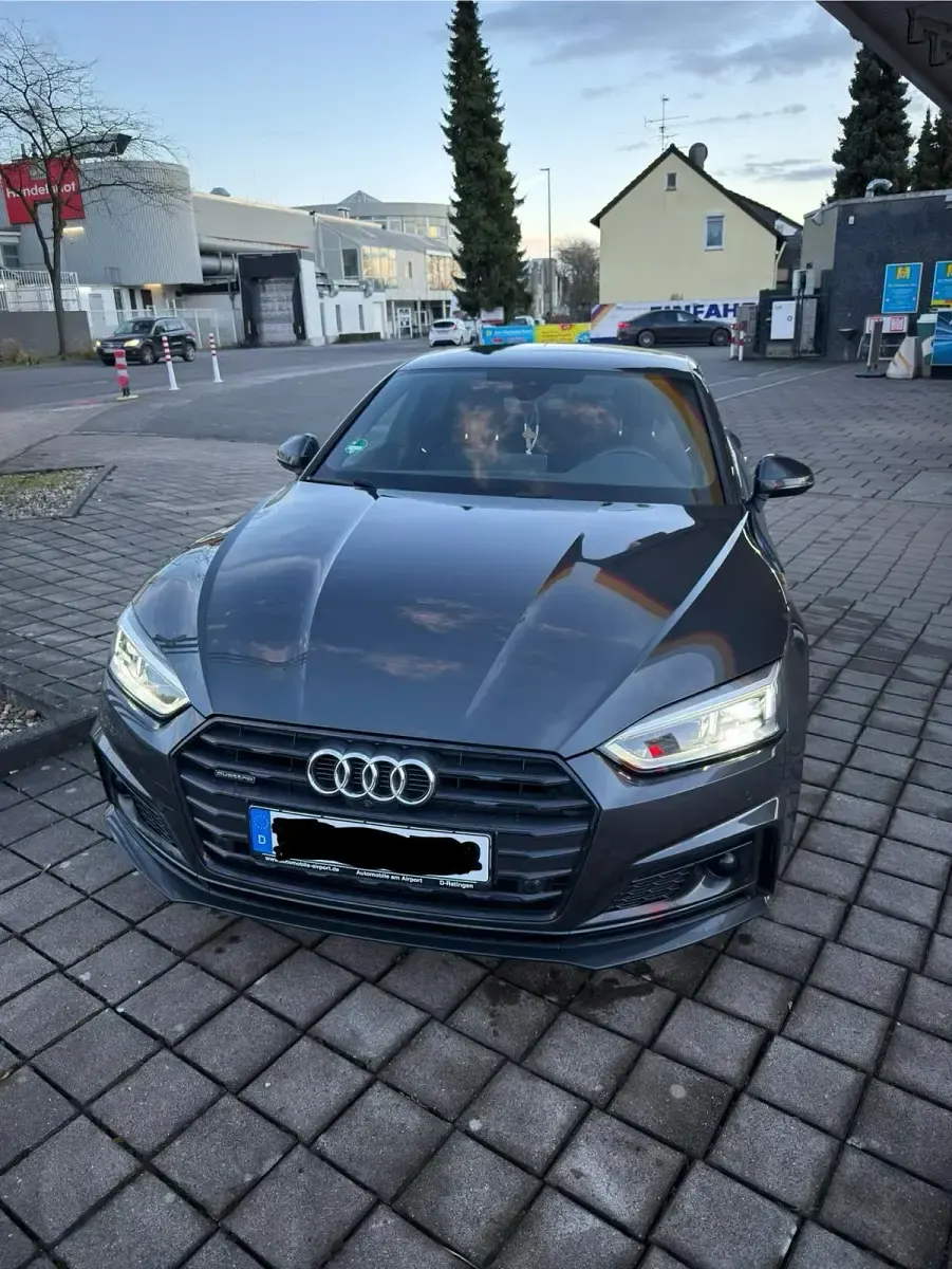 Gebraucht Audi A5 Sportback S-Line 190 PS (139 kW) 2018 Grau Kleinwagen
