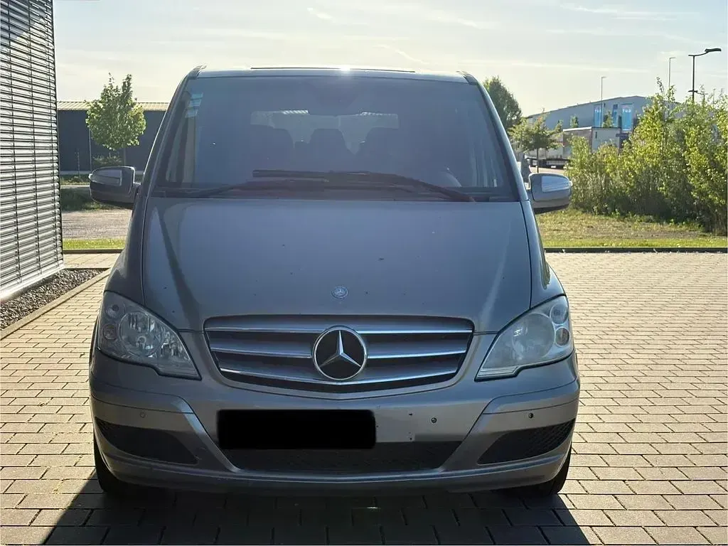 Gebraucht Mercedes Viano 224 PS (164 kW) 2012 Silber Van / Kleinbus