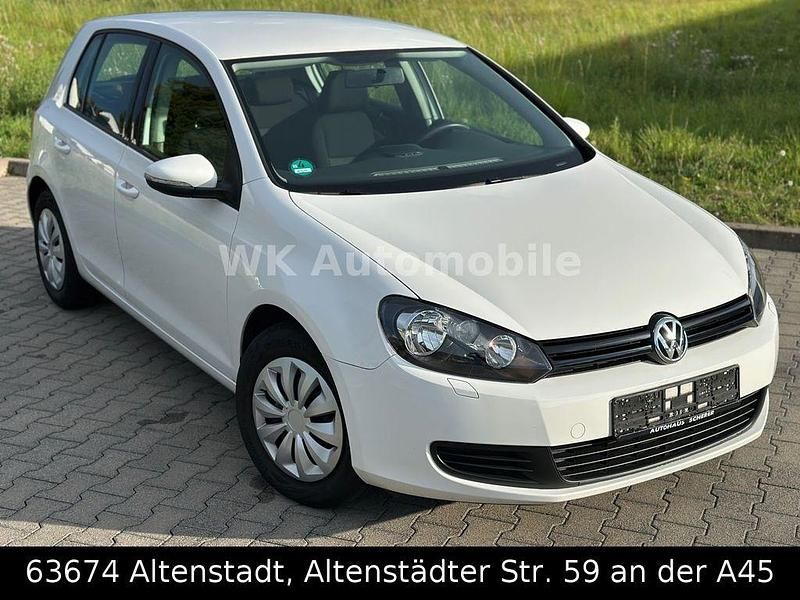 Weiß Gebraucht 2009 VW Golf VI Limousine | 8.490 € (Teuer) - Bild 1/4