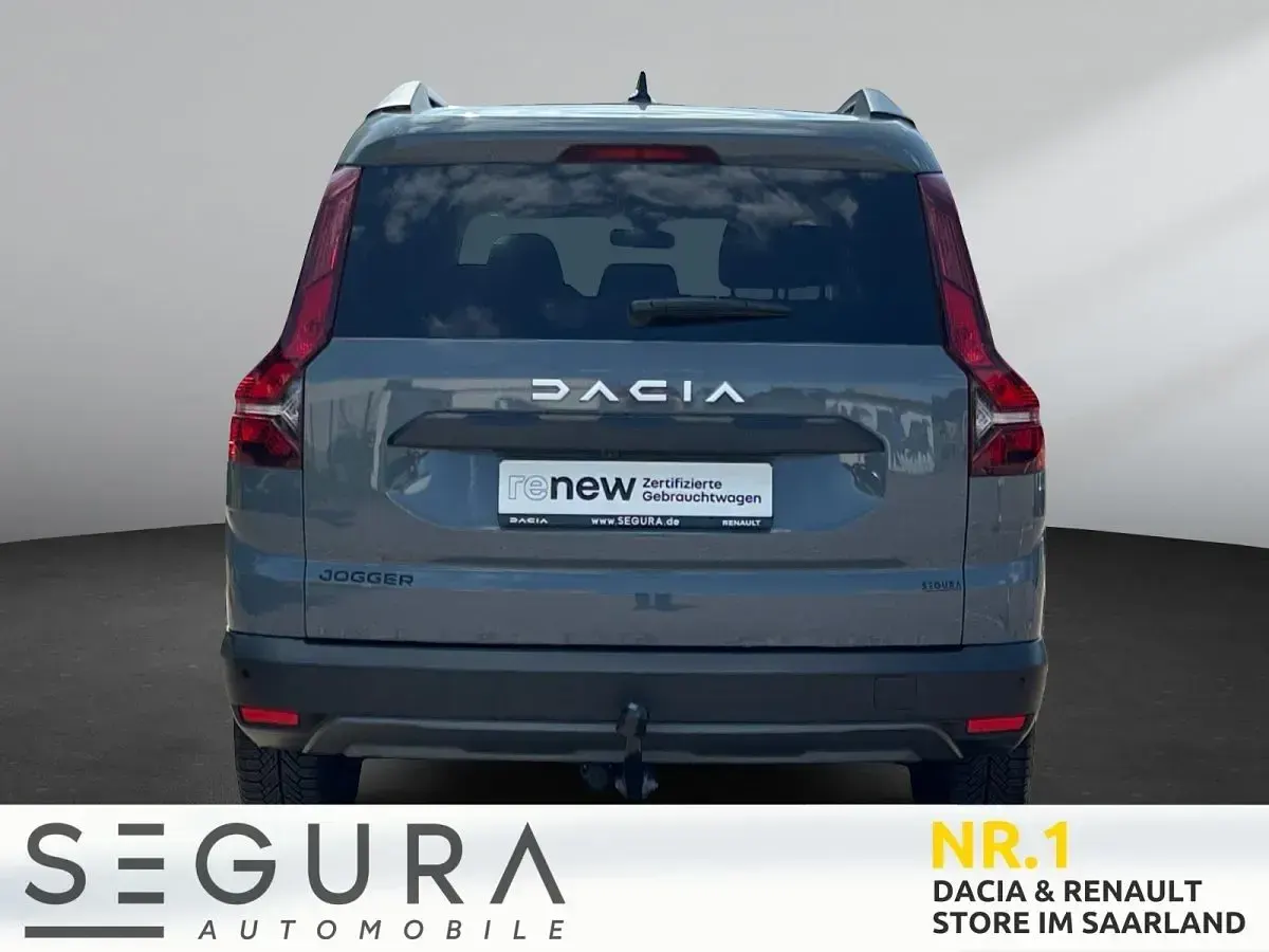Gebraucht Dacia Jogger Extreme 110 PS (80 kW) 2023 Städtisches grau Van / Kleinbus