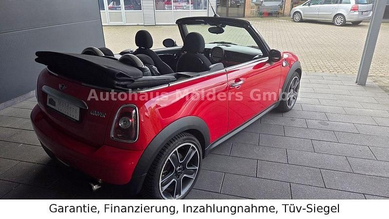 Gebraucht Mini Cooper Cabriolet 122 PS (89 kW) 2010 Rot Cabrio
