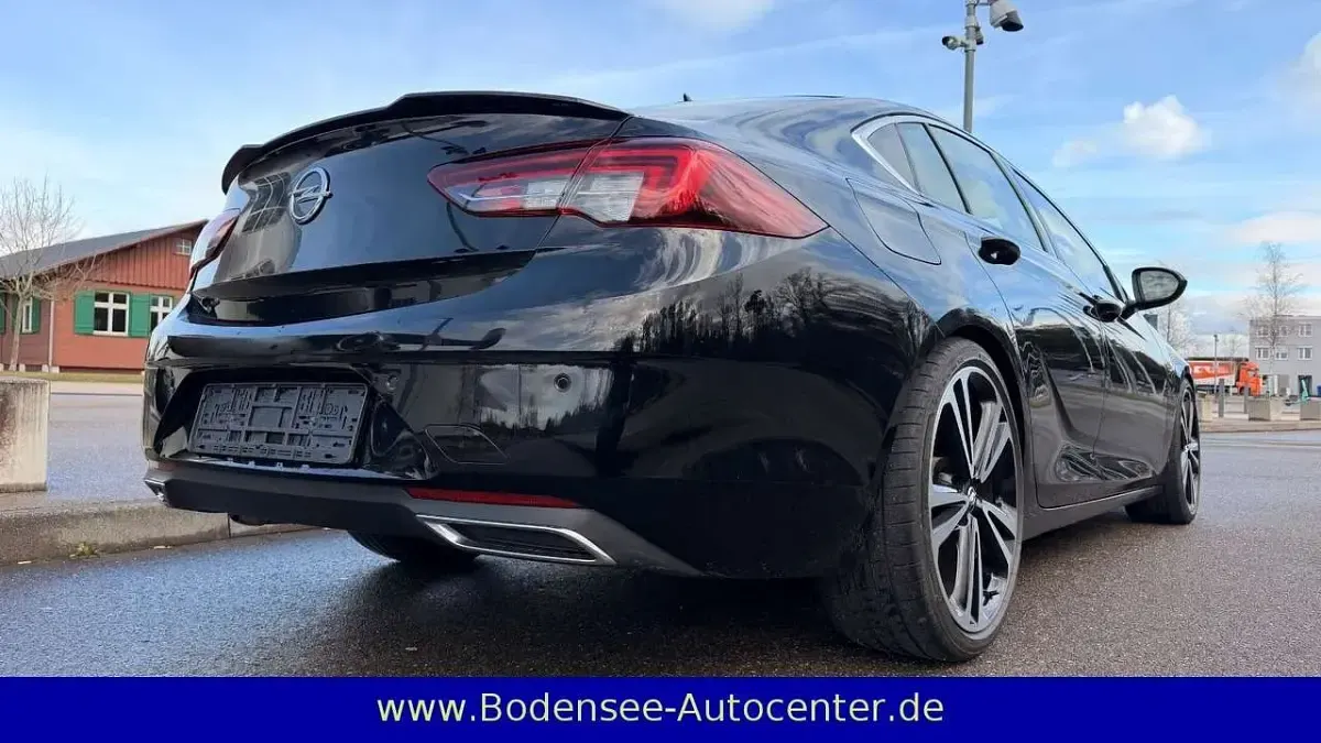 Gebraucht Opel Insignia Business 174 PS (127 kW) 2022 Schwarz Limousine