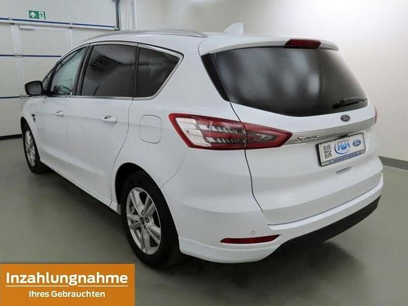 Gebraucht Ford S-MAX Titanium 190 PS (139 kW) 2022 Frostweiß Van / Kleinbus