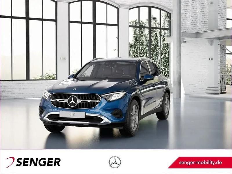 Lack spektralblau Gebraucht 2023 Mercedes GLC220 Avantgarde SUV | 48.760 € (Guter Preis) - Bild 1/1