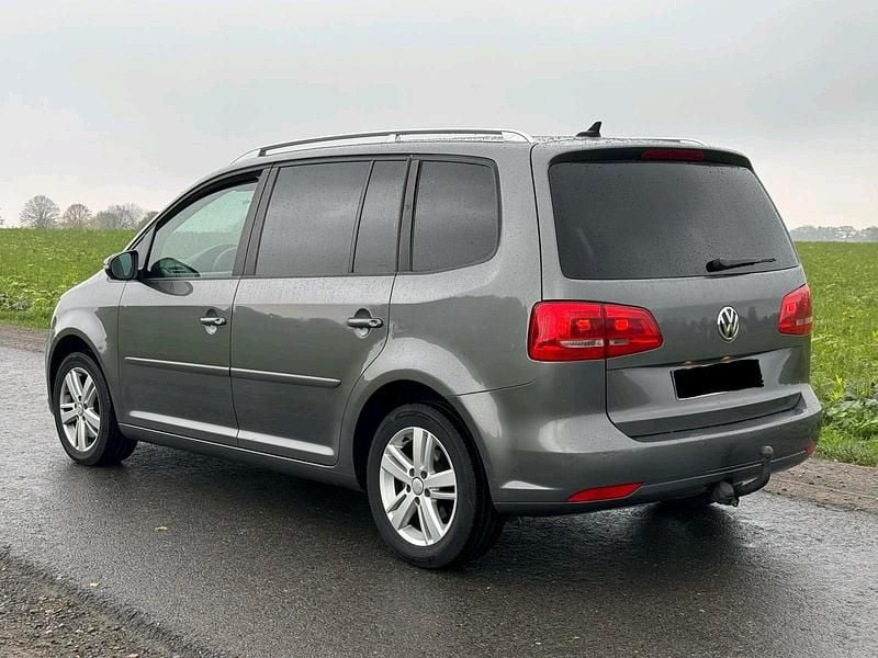 Gebraucht VW Touran 140 PS (102 kW) 2010 Van / Kleinbus