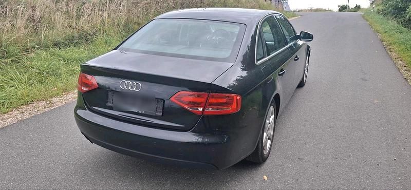 Gebraucht Audi A4 143 PS (105 kW) 2010 Schwarz Kombi