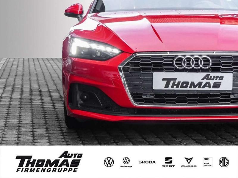 Gebraucht Audi A5 Basis 163 PS (119 kW) 2022 Tangorot metallic Coupé