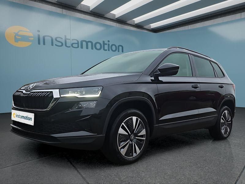 Schwarz Gebraucht 2025 Skoda Karoq SUV | 36.249 € (Etwas zu teuer) - Bild 1/4