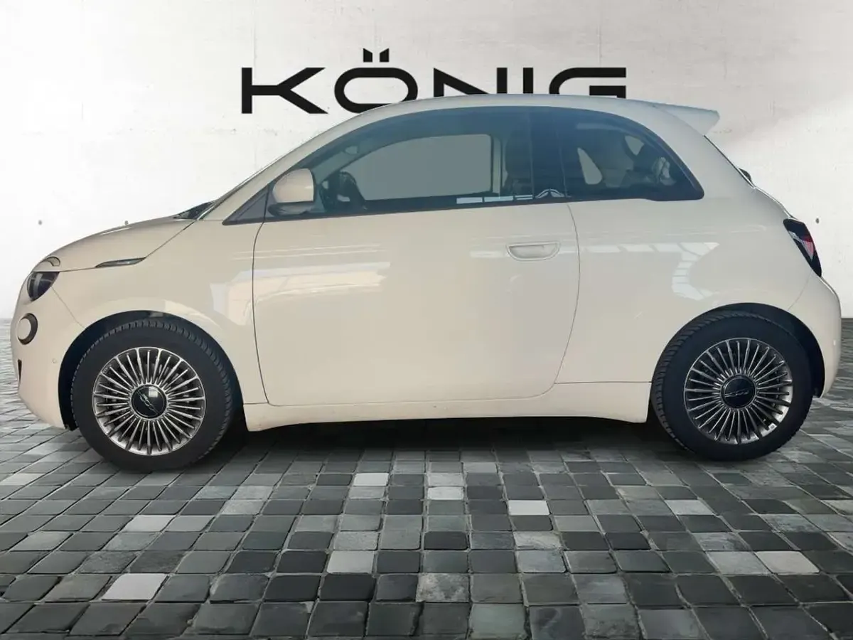Gebraucht Fiat 500e 86 kW (118 PS) 2023 Weiß Limousine
