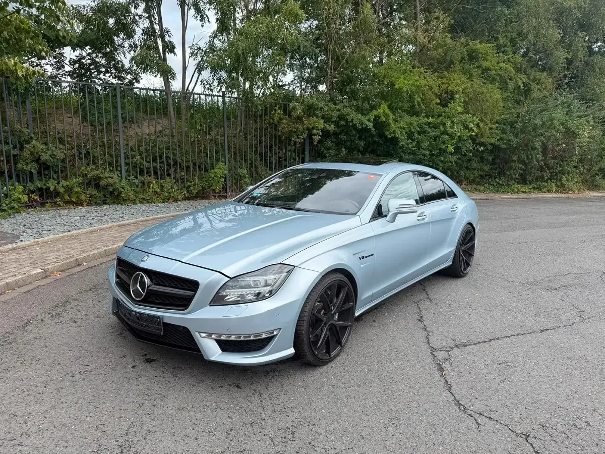 Gebraucht Mercedes CLS63 AMG AMG 557 PS (409 kW) 2013 Grau Coupé