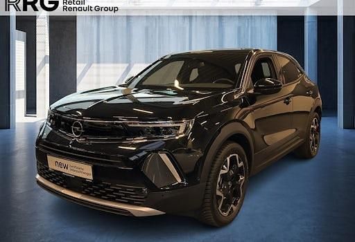 Gebraucht Opel Mokka-e Ultimate 100 kW (136 PS) 2023 Diamant schwarz/karbon schwarz SUV