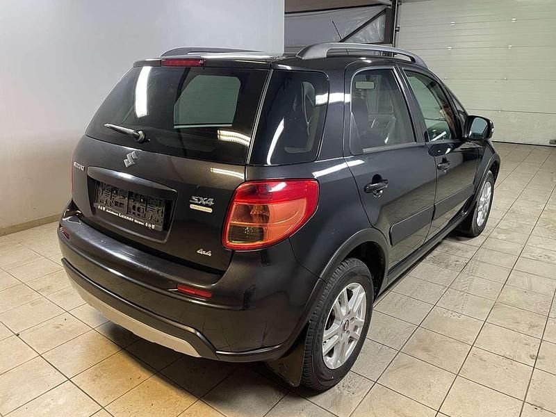 Gebraucht Suzuki SX4 Club 120 PS (88 kW) 2012 Schwarz SUV