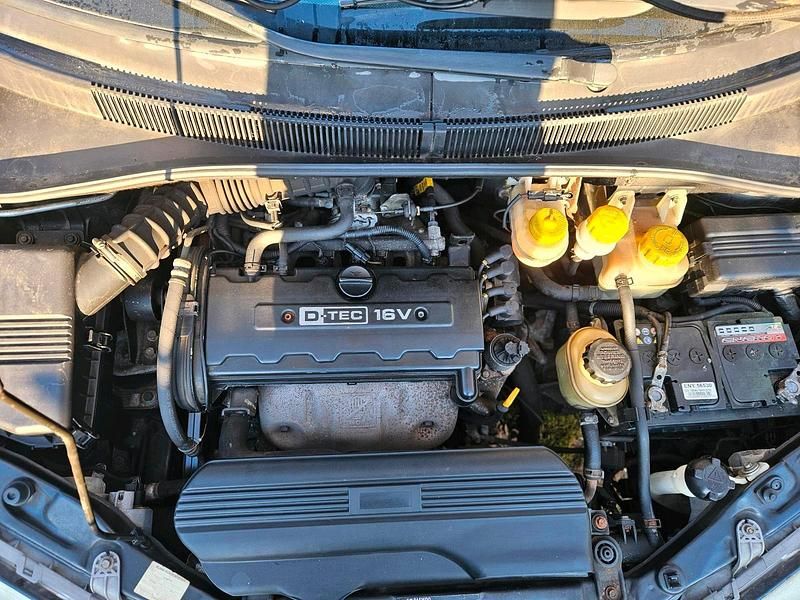 Gebraucht Chevrolet Tacuma 2006 Schwarz Van / Kleinbus