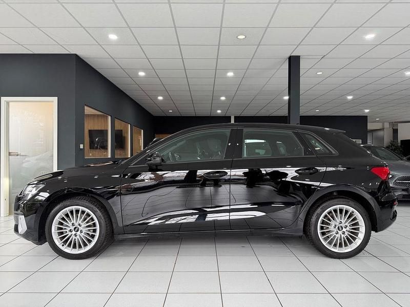 Gebraucht Audi A3 Advanced 110 PS (80 kW) 2022 Schwarz Limousine