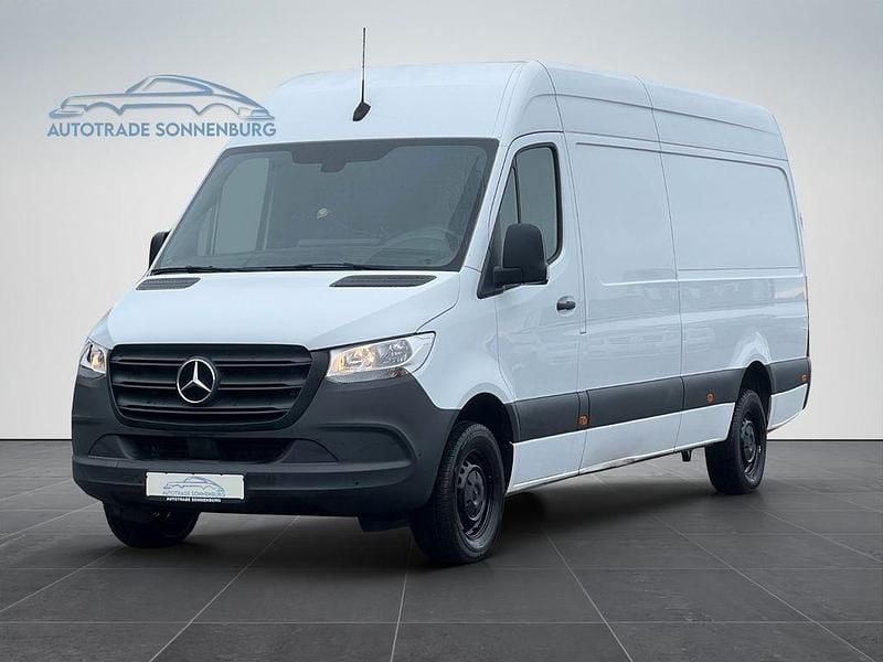 Gebraucht Mercedes Sprinter 170 PS (125 kW) 2022 Arktikweiss Van