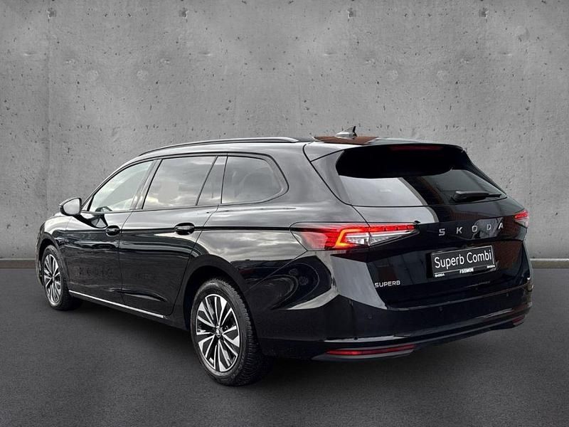 Gebraucht Skoda Superb Selection 150 PS (110 kW) 2025 Schwarz Limousine