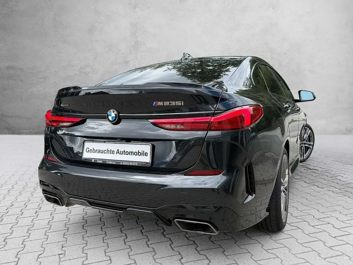 Gebraucht BMW M235 Sport Line 306 PS (225 kW) 2020 Saphirschwarz Coupé