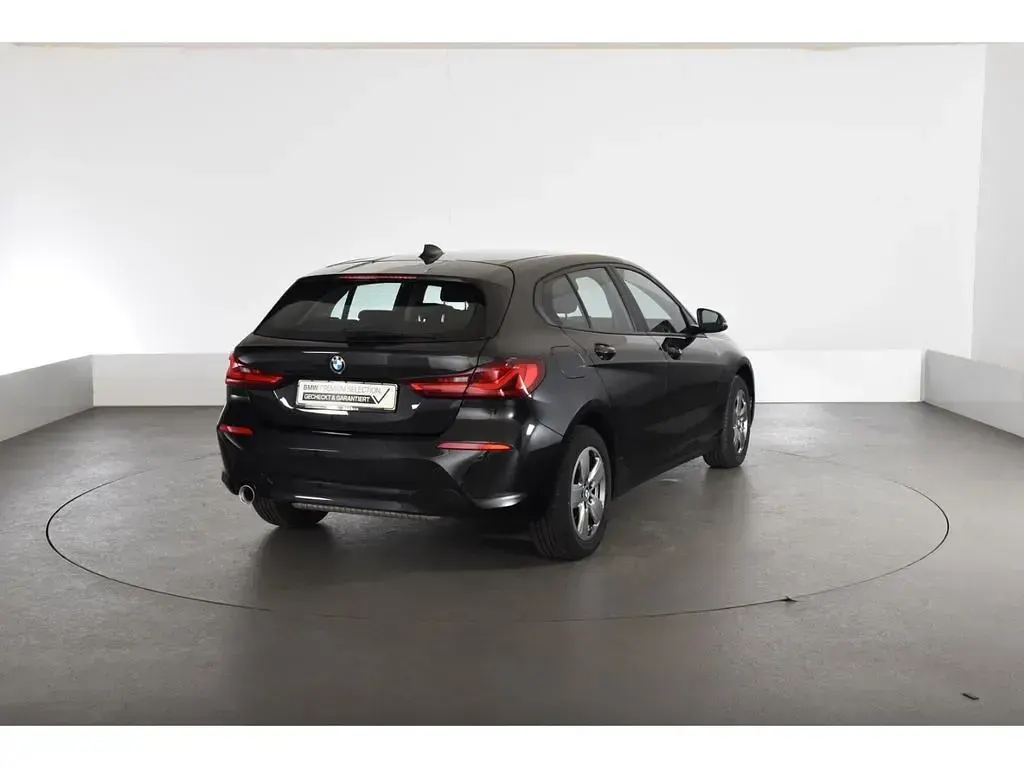 Gebraucht BMW 118 Advantage 136 PS (100 kW) 2023 Schwarz Limousine