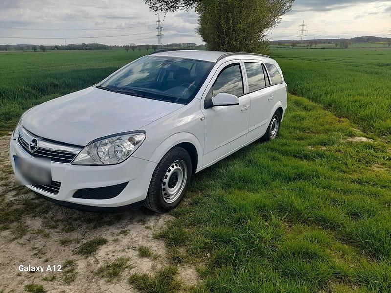 Second-hand Opel Astra 90 CP (66 kW) 2009 Alb Break