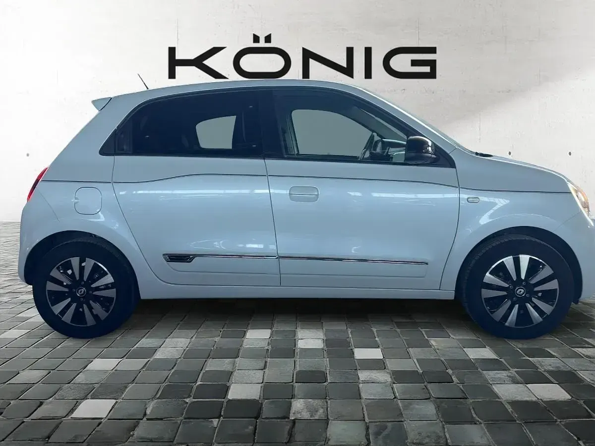 Gebraucht Renault Twingo Techno 60 kW (82 PS) 2023 Arktis weiß Kleinwagen
