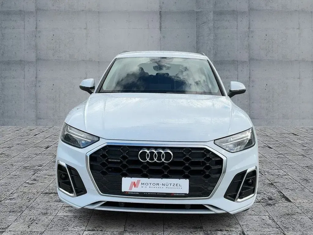 Second-hand Audi Q5 S-Line 204 CP (150 kW) 2023 Alb SUV