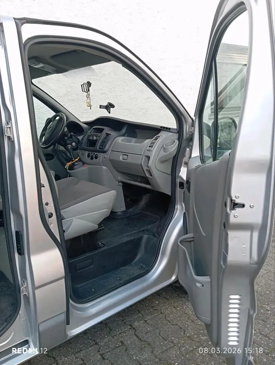 Gebraucht Opel Vivaro-e Combi 90 PS (66 kW) 2026 Van / Kleinbus
