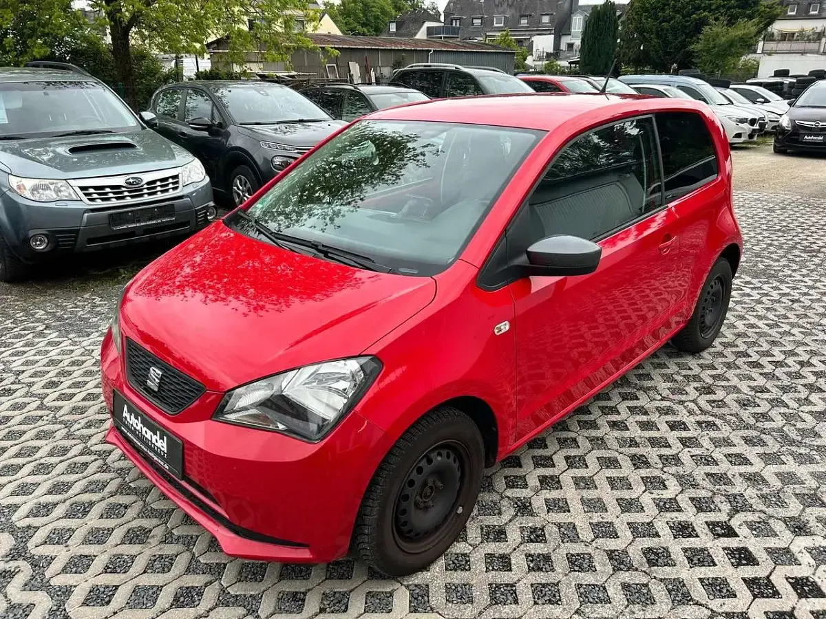 Gebraucht Seat Mii CONNECT 60 PS (44 kW) 2016 "tornado" rot Kleinwagen