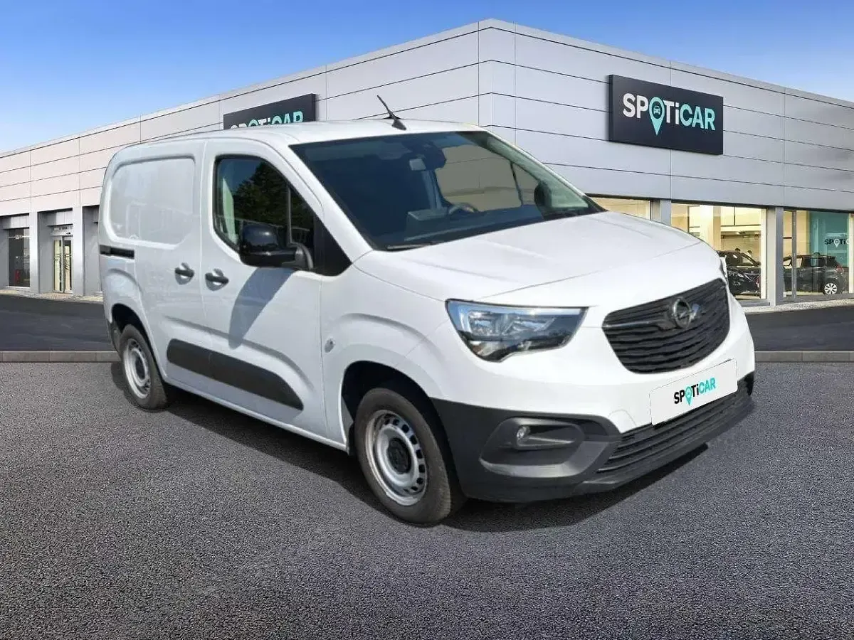 Gebraucht Opel Combo 102 PS (75 kW) 2023 Weiß Van / Kleinbus