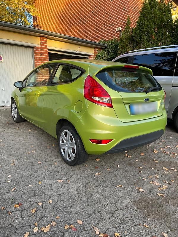 Gebraucht Ford Fiesta 60 PS (44 kW) 2008 Grün Kleinwagen